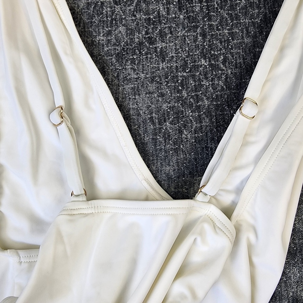 DIXPERFECT Deep V Sexy One-Piece Swimsuit Women Medium Ivory Plunge High Cut - Picture 4 of 8